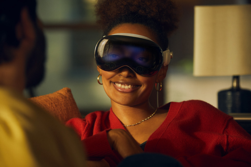 Apple designed a groundbreaking new feature called EyeSight for Apple Vision Pro to help the user stay connected to the people around them, giving visual cues to others about what the user is focused on.
